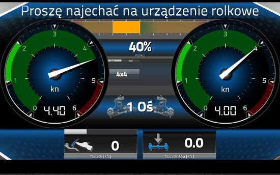 Profesionāls riteņu bremžu statīvs UNIMETAL vieglajām automašīnām līdz 3,5 t ar 4x4 pilnpiedziņas sistēmu.